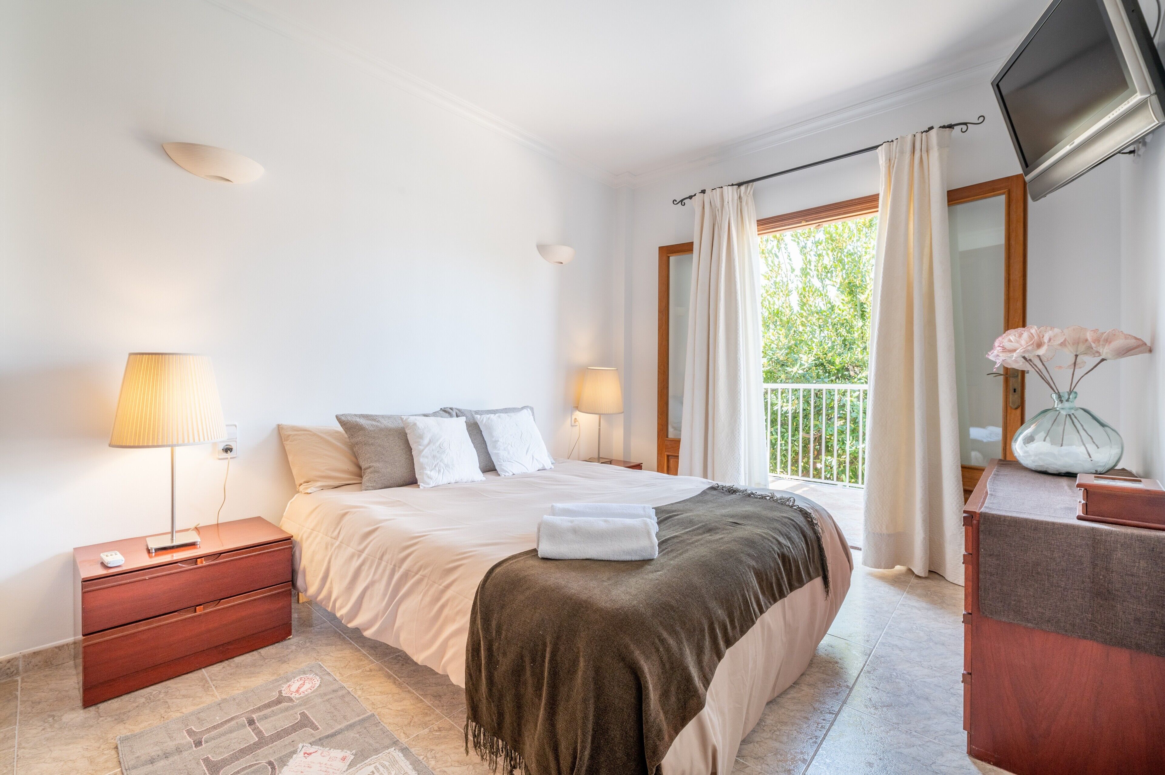 4 sovrum, strykjärn/strykbräda, gratis wi-fi och sängkläder