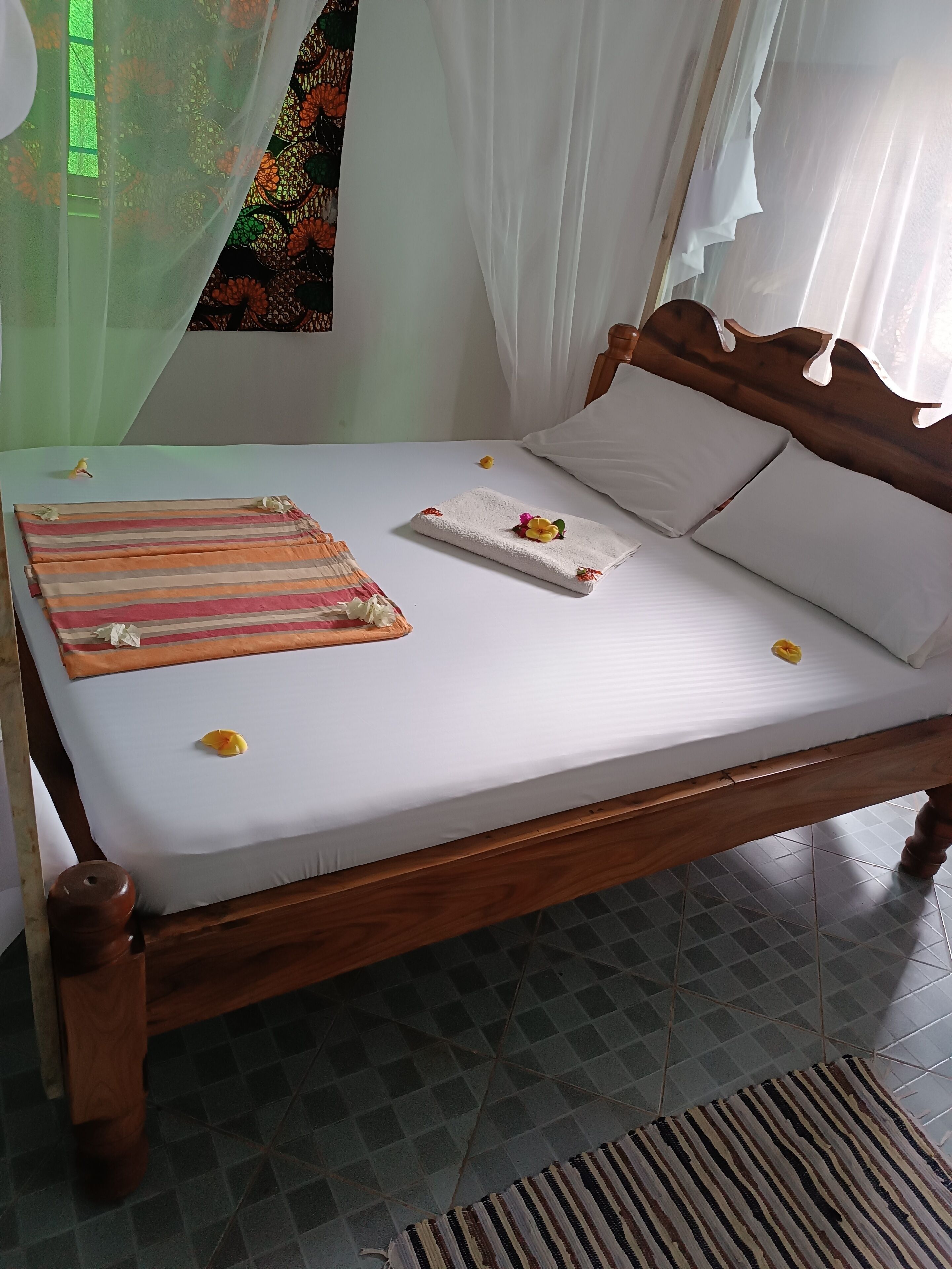 3 chambres, fer et planche à repasser, Wi-Fi