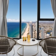 Meriton Suites Surfers Paradise
