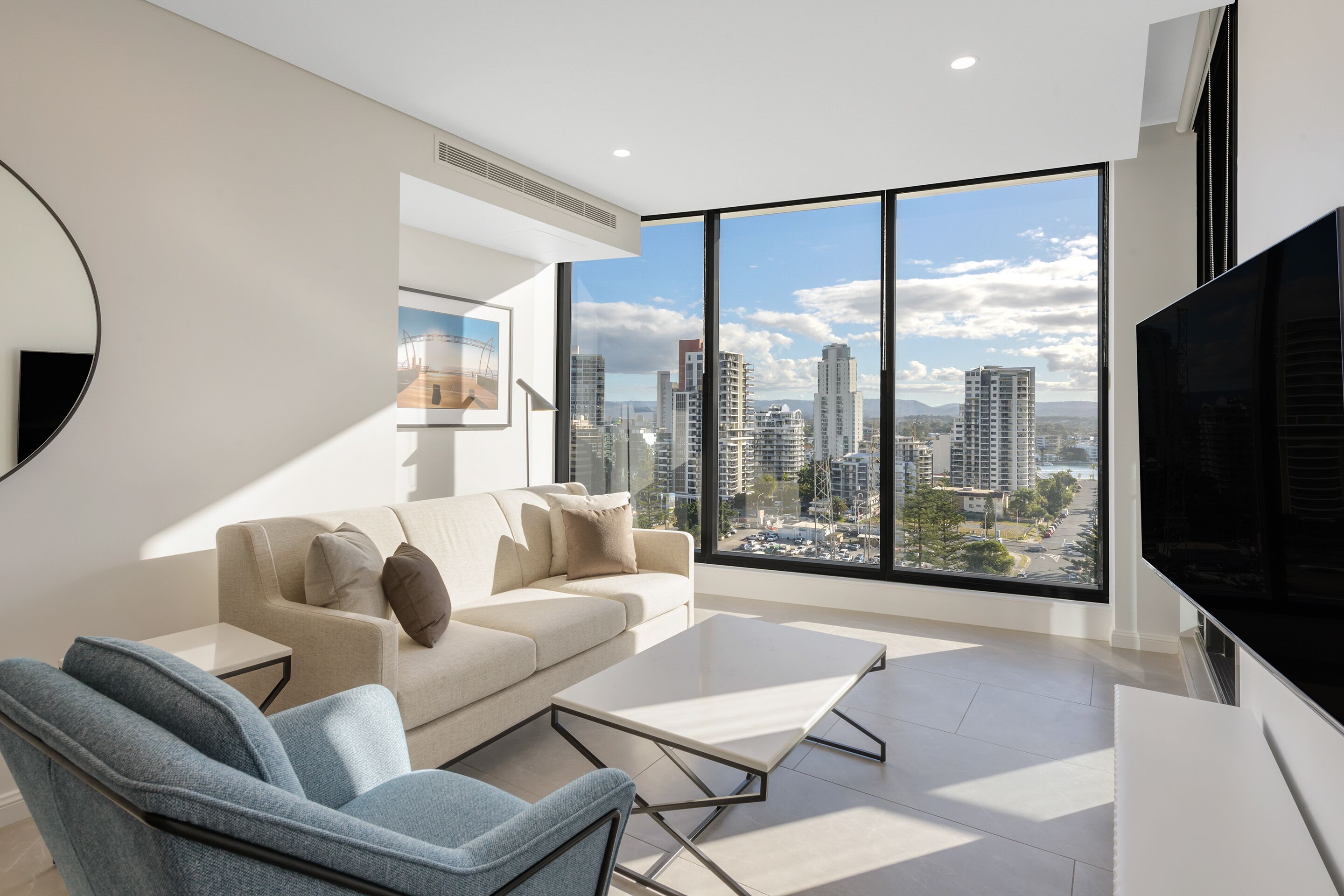 Meriton Suites Surfers Paradise — image 10