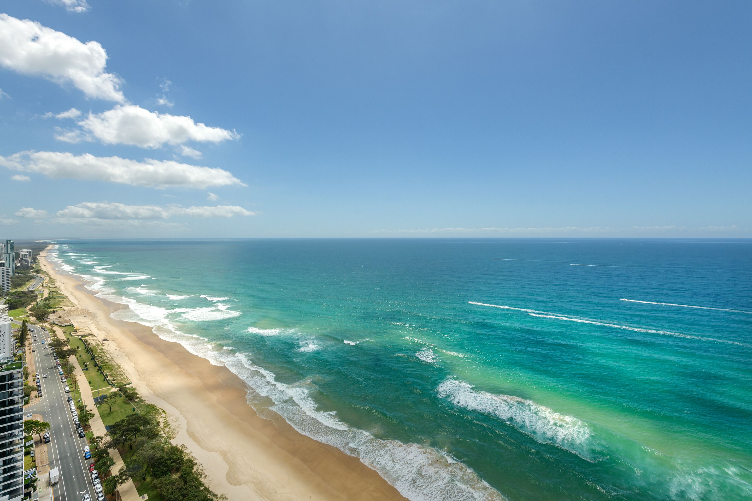 Meriton Suites Surfers Paradise — image 22