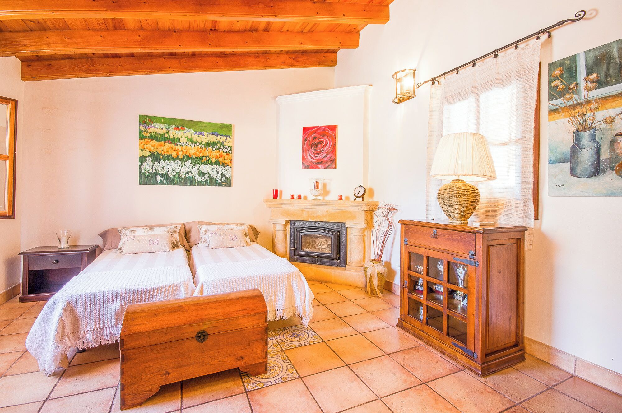 2 habitaciones, tabla de planchar con plancha y wifi gratis 