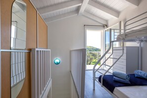 2 bedrooms, free WiFi, bed sheets - Holiday Apartment “Sa Domo Mea Isola Rossa” with Sea View and Air Conditioning (Isola Rossa)