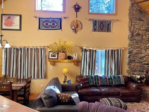 TV, fireplace, DVD player