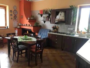 Dining - VILLA ORNELLA Tranquility, sea and culture. IUN P7220 (Santadi)