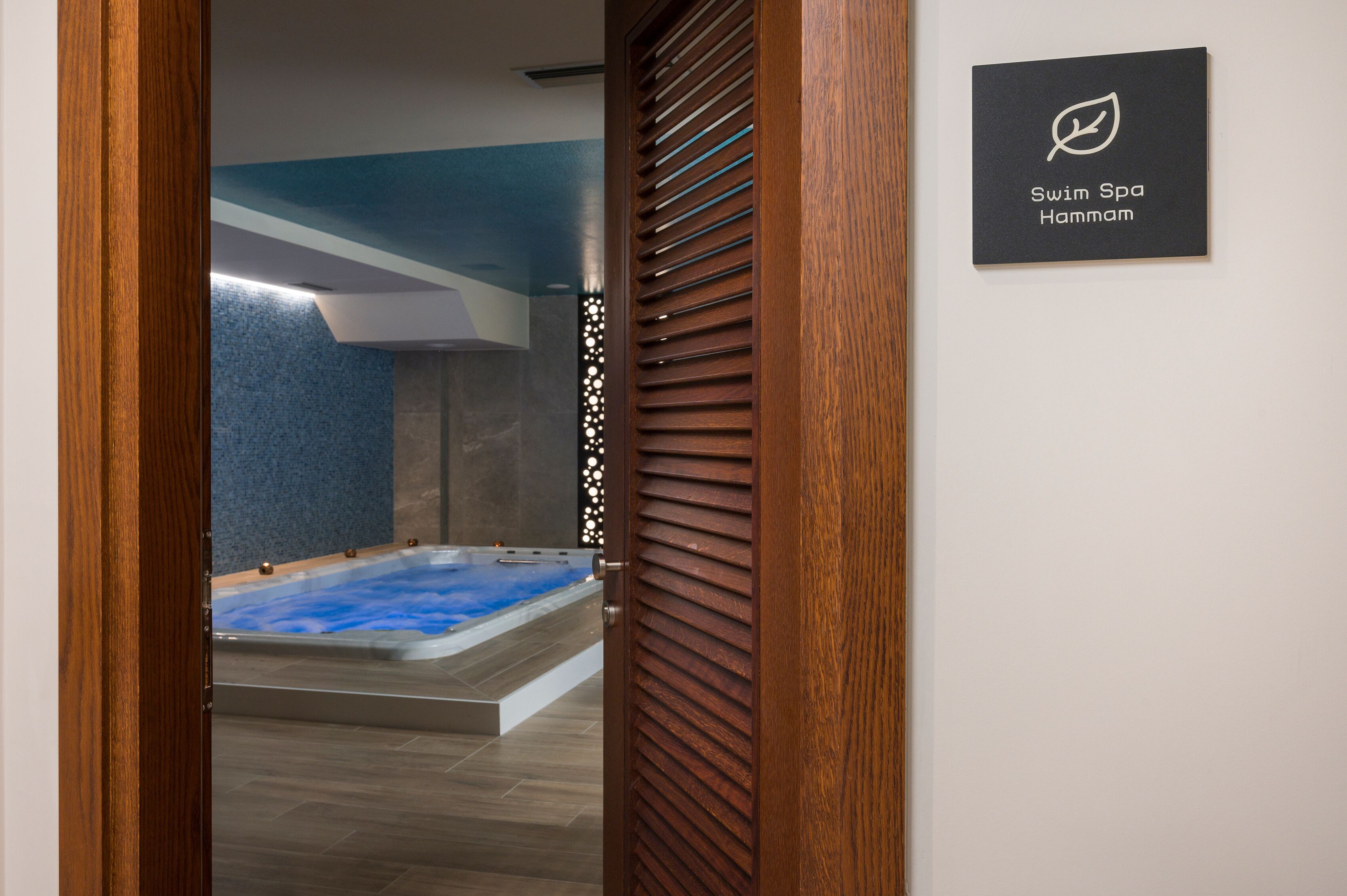Photo - Hyperion City Hotel & Spa