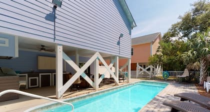 Private Pool, Near Beach, Ocean Views, Outdoor Kitchen, Arcade Games, Dog Friendly w/Fence