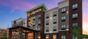 La Quinta Inn & Suites by Wyndham Coralville Iowa City