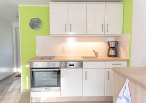 Kühlschrank, Ofen, Geschirrspüler