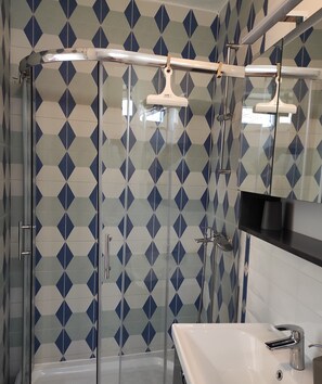 Departamento panorámico | Baño | Bidet y toallas 