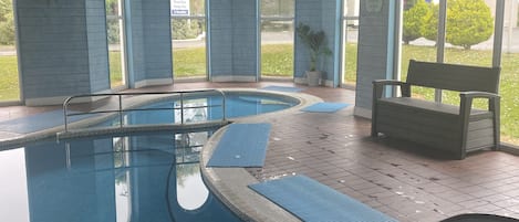 Piscine couverte, piscine chauffée