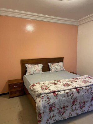 Apartment | 1 bilik tidur, seterika/papan seterika, Wi-fi percuma, cadar katil