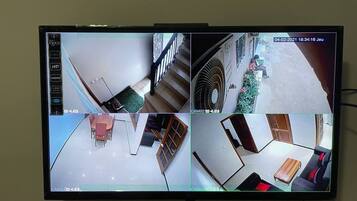 Apartment | Living area | 30-inch TV with digital channels