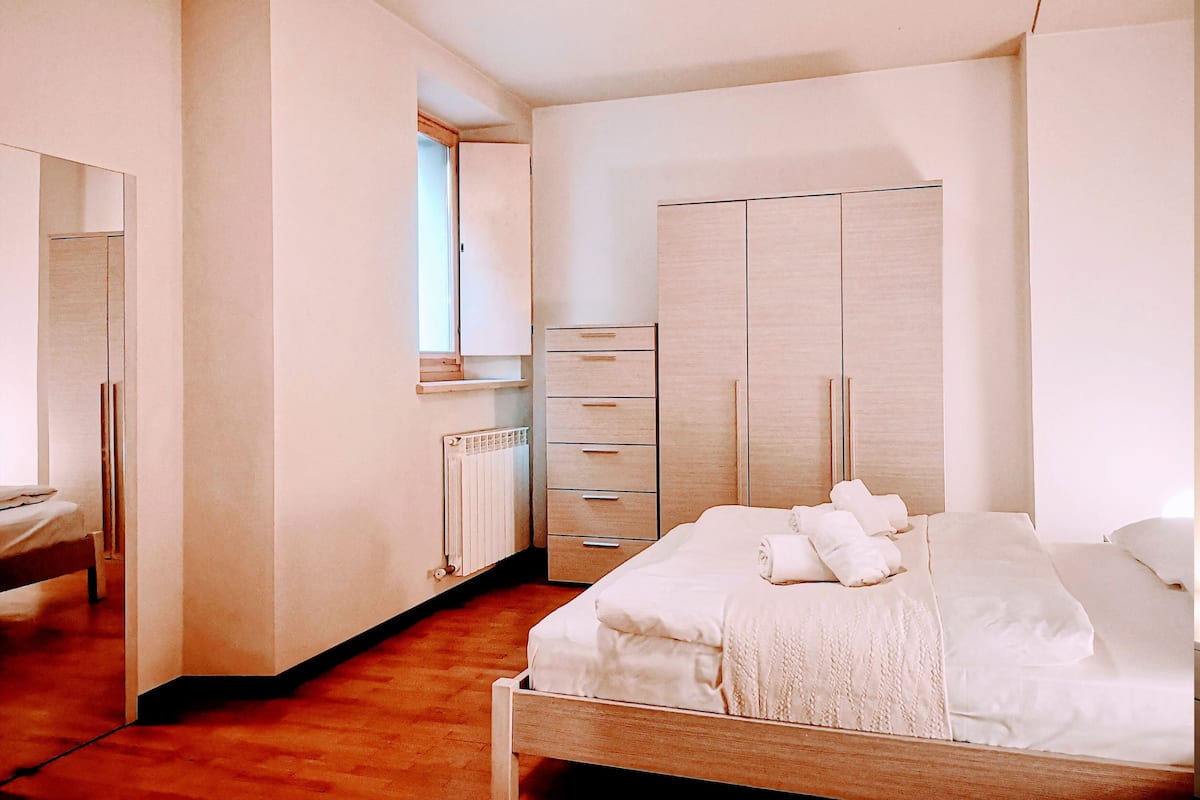 Basic Apartment (Cadini 11) | Free WiFi, bed sheets