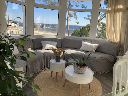 VILLA MARBOEUF  EMPLACEMENT IDYLLIQUE FACE A LA PLAGE