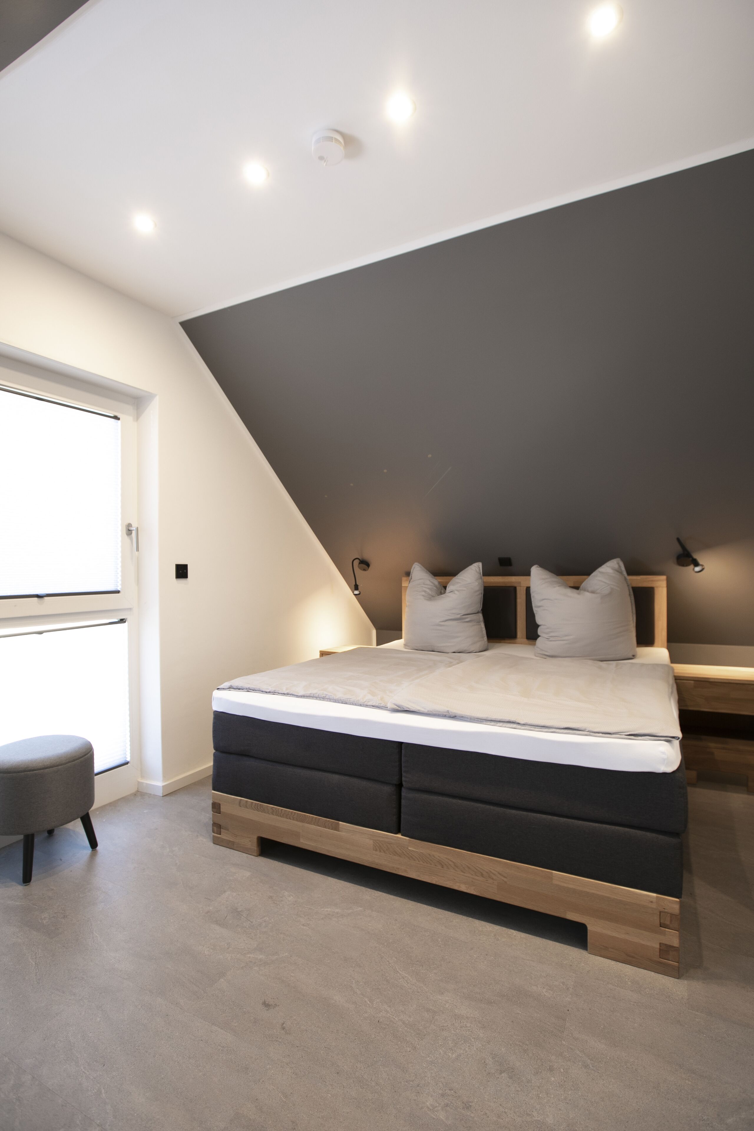 4 Schlafzimmer, Zimmersafe, Reisekinderbett, kostenloses WLAN