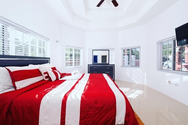 4 bedrooms, free WiFi, wheelchair access