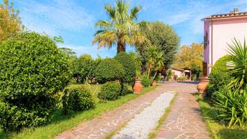 Enceinte de lâhĂ©bergement