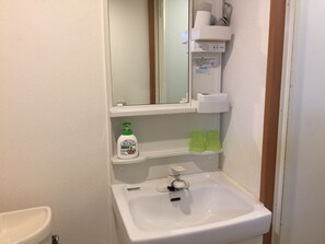 Hair dryer, towels