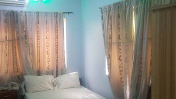 Ropa de cama de alta calidad y decoración personalizada