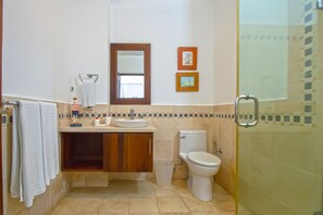Bathroom - Blue Green E3C1 (Sosúa)