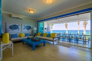 Panoramic Penthouse, 4 Bedrooms, Ocean View, Beachfront | Living area - Blue Green E3C1 (Sosúa)