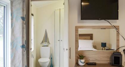 Ocean Glade - UK32963
