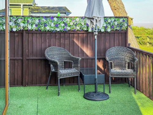 Ocean Glade - UK32963