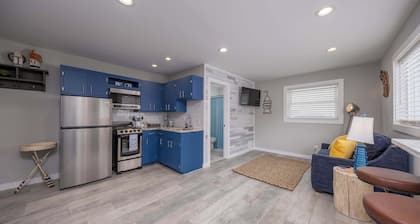 Cozy Suite Near Weko Beach and Warren Dunes