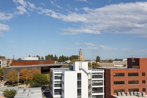Exterior - Central Hidden Gem - Fremantle Apartment (Fremantle)