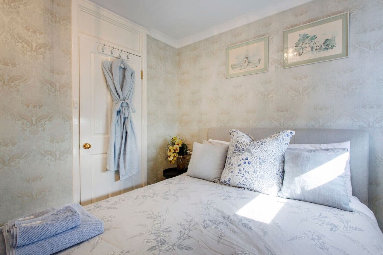 2 chambres, fer et planche à repasser, lit parapluie, Wi-Fi