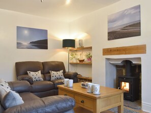 Fireplace - 2 bedroom accommodation in Skinningrove, near Saltburn-by-the-Sea (Skinningrove, near Saltburn-by-the-Sea)