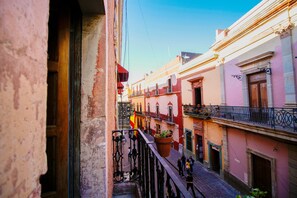 Executive Room | Balcony view - La Notaría Hotel Boutique (Guanajuato)