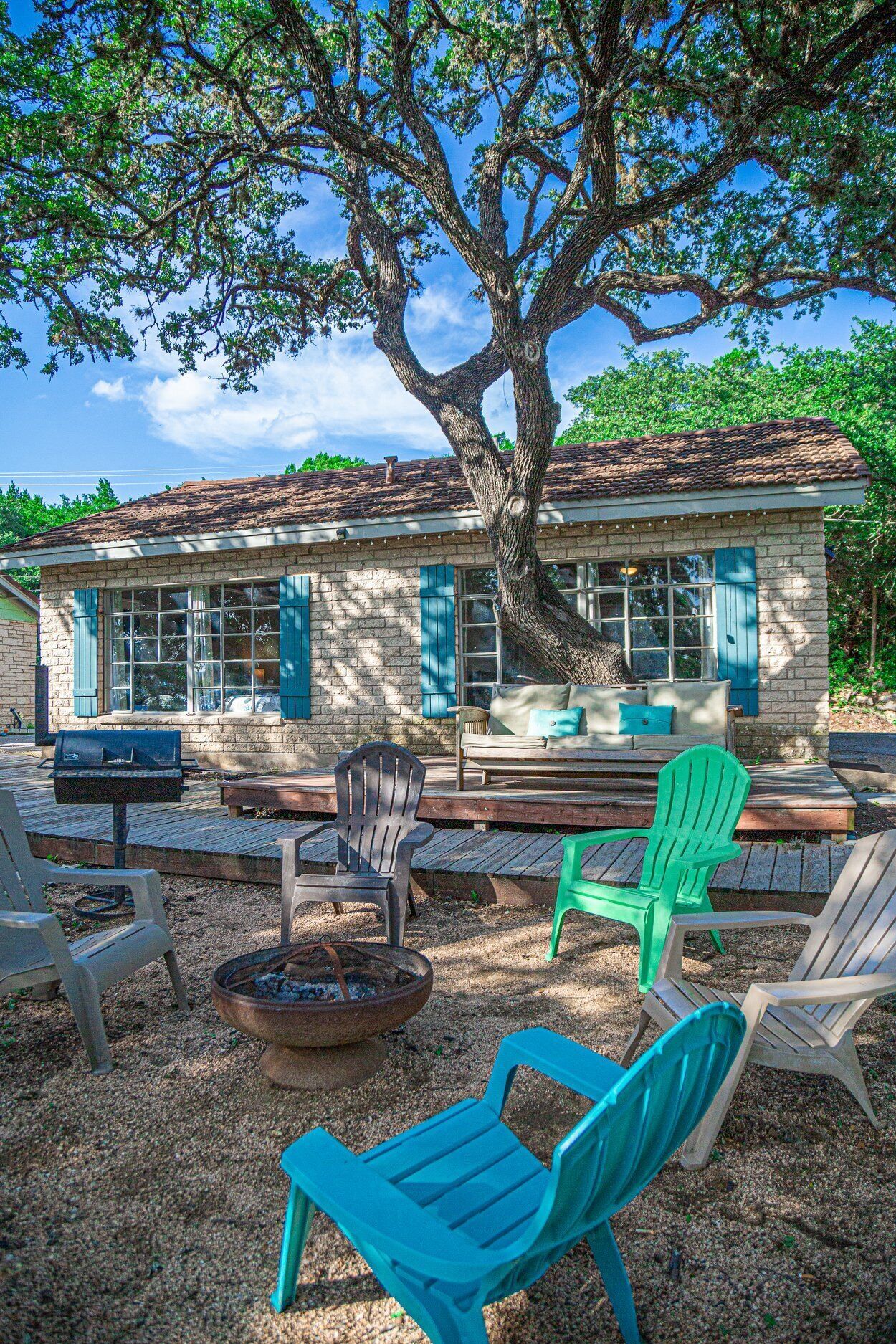 LakeTravis 1BR Bungalow #7: Free waterpark, walk to dining, marina, lake &beach