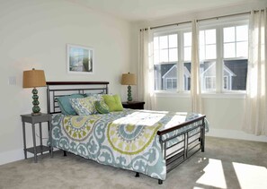 3 bedrooms, iron/ironing board, free WiFi