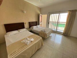 Basic Room | Living area