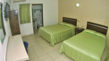 Standard Quadruple Room | Wi-fi percuma, cadar katil