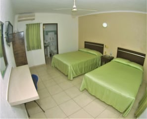 Standard-Vierbettzimmer