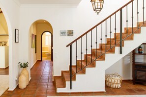 Interior - Casa el Mirador - Authentic Spanish Country House (Algarrobo)