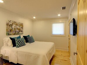 5 habitaciones, tabla de planchar con plancha y wifi gratis