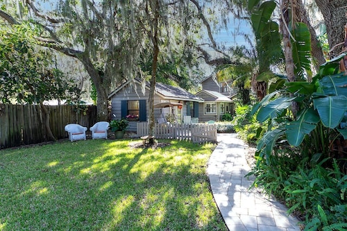 Peaceful Braden River Oasis: Cottage