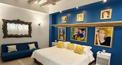 Downtown Cartagena Luxury Villa, Complimentary Breakfast, Staff & Housekeeping