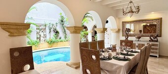 Historic Center Artistic Villa, Complimentary Breakfast, Housekeeping & Staff