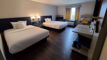 1 bedroom, desk, laptop workspace, free WiFi