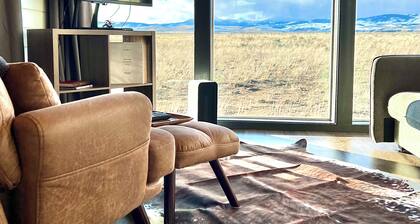 Alturas 1: New Modern 1BR Cabin, Big Windows for Big Mountain Views