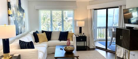 تلفزيون، مكتب