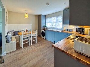 Dishwasher, highchair