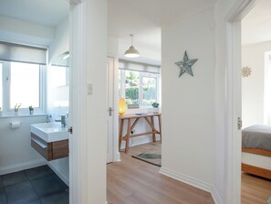 3 chambres, Wi-Fi gratuit, draps fournis