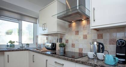 3 bedroom accommodation in Torquay