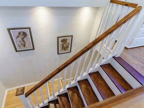 Interior - Rural romantic getaway for two. (Neath)